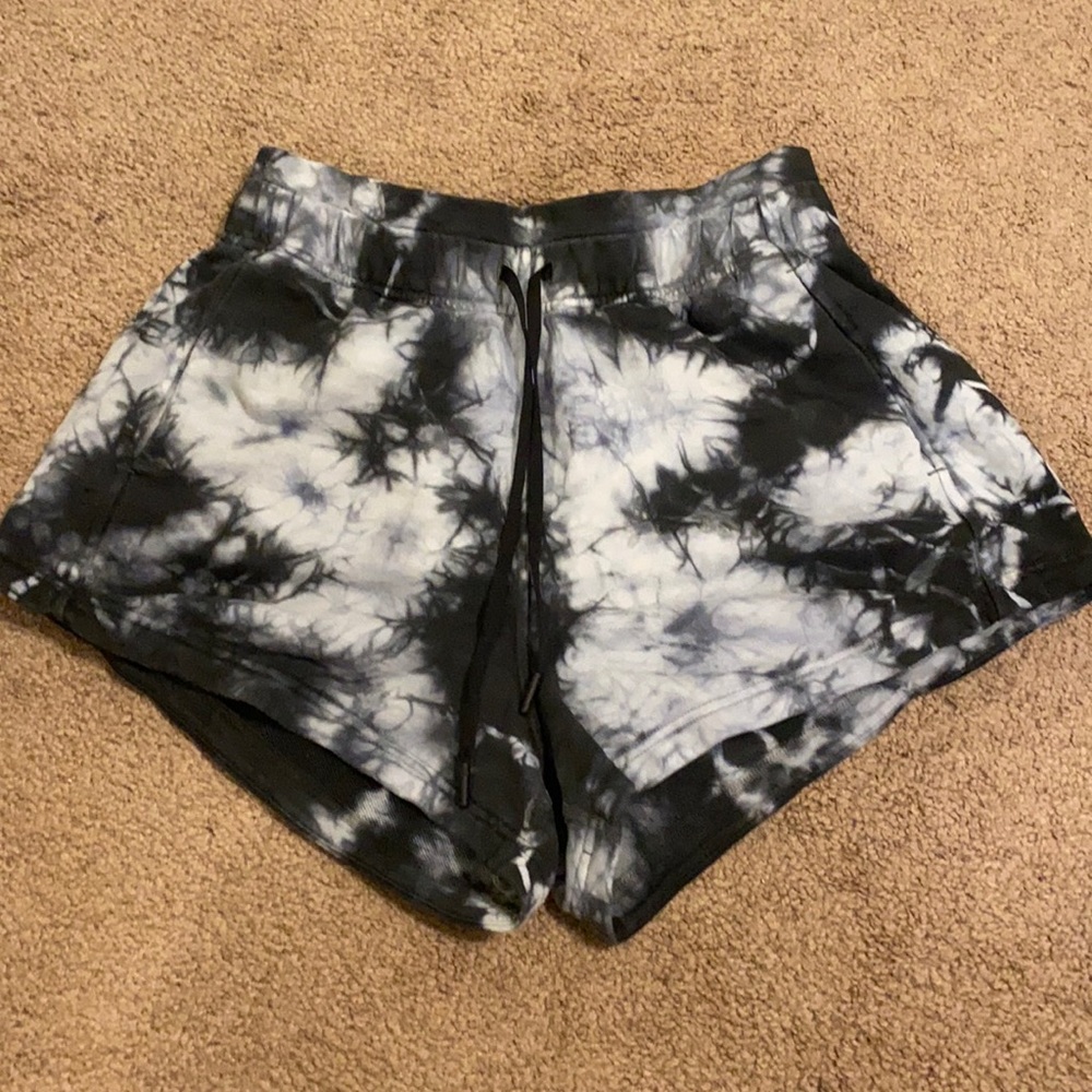 Inner glow dye shorts